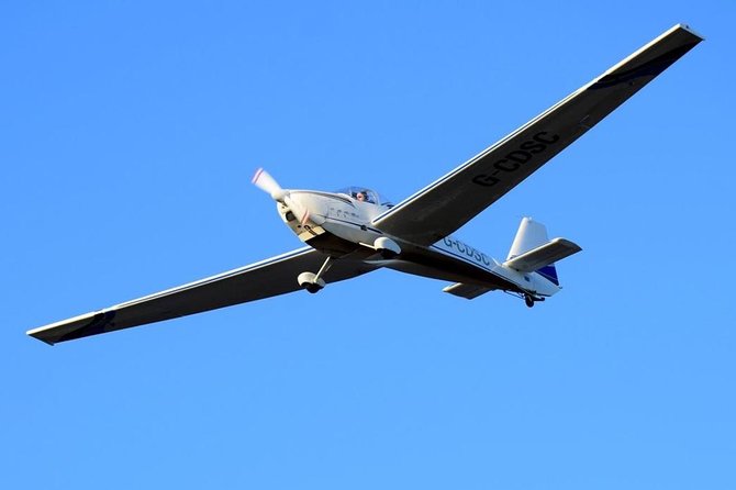 Gliding Experience in Devon - The pre-flight briefing sets the tone