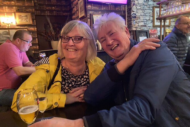 Guided Historic Pub Tour (London) - Stories about scandals, affairs, and intrigue