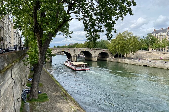 Guided Luxury Paris Day Trip with Optional Lunch at the Eiffel Tower - One Hour On The Seine