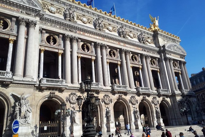 Guided Paris Day Trip from London by Train with Seine Cruise - Small details that can save your day