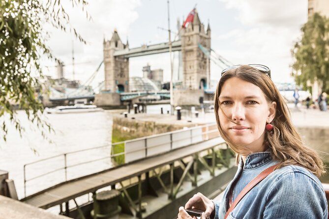 Guided Walking Tour in London - Trafalgar Square Gives You a Fast London Orientation