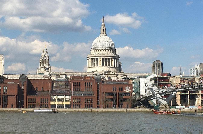 Half-day walking tour by the banks of the River Thames in a small group - Shakespeare’s Globe and Bankside after dark