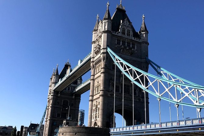Half Day Walking Tour of Traditional London by Walking & Public Transportation - Parliament Square, Big Ben, and the walk toward royalty