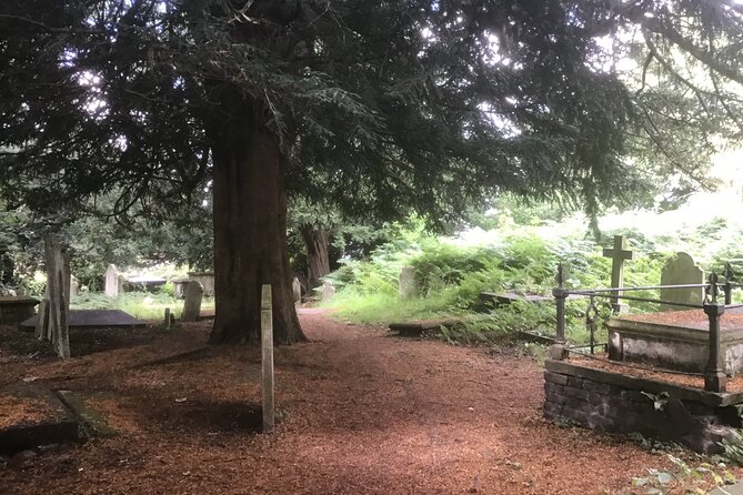 Hampstead Village (London) Walking Tour - Flask Walk, a practical and pleasant ending