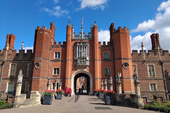 Hampton Court Palace Private Guided Tour - Why a Private Hampton Court Tour Makes Sense