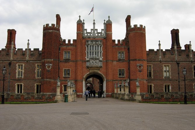 Hampton court palace private tour from London - Why Hampton Court is worth the trip from London