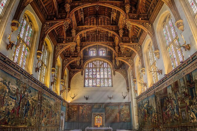 Hampton Court Palace Private Tour - Secrets of Henry VIII - Tudor stories that make the rooms memorable