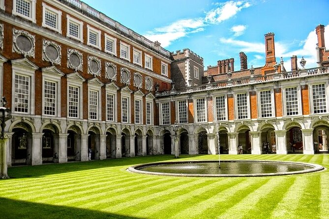 Hampton Court & Thames Riverboat Picnic - The Baroque palace and the change in royal taste