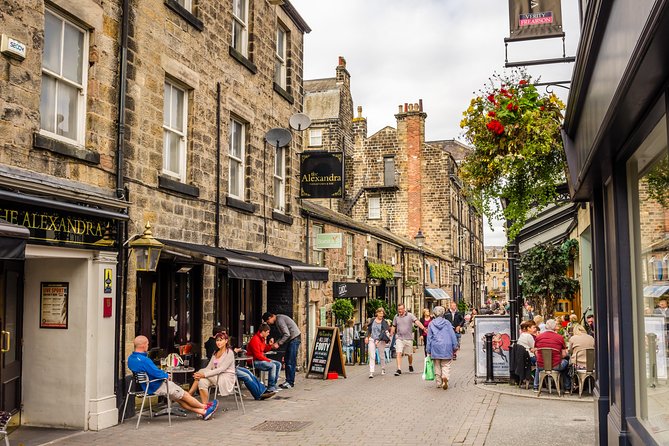 Harrogate Walking Food Tour - Weather, group size, and practical planning