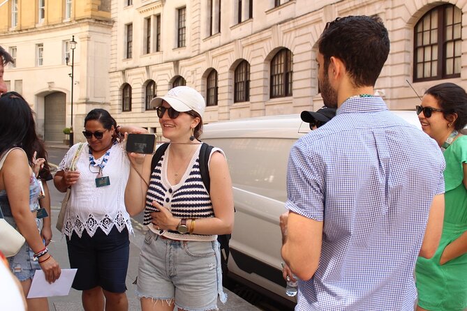 Harry Potter City Escape Tour in London - Piccadilly Circus and the city around it