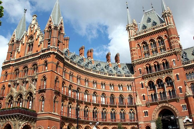 Harry Potter Film Location Walking Tour & Thames River Cruise - Westminster Abbey and Potter locations around Westminster