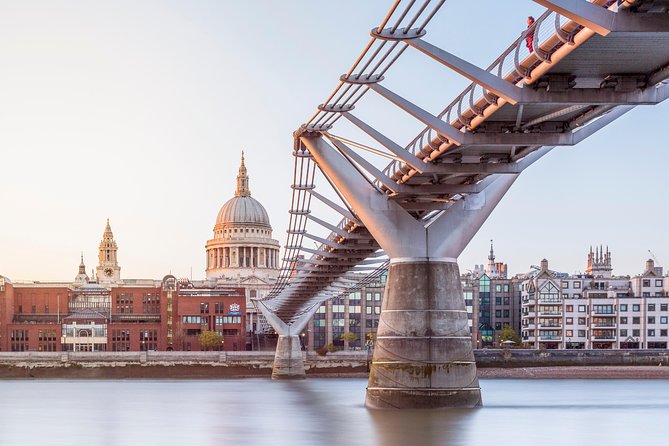 Harry Potter Film Locations Guided Walking Tour - Finishing at King’s Cross and Platform 9¾