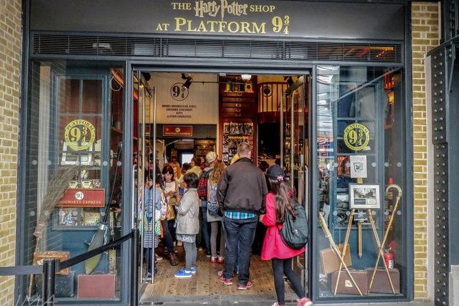 Harry Potter London Sights and Film Locations - Private Tour - Westminster Abbey and the Potter side of central London