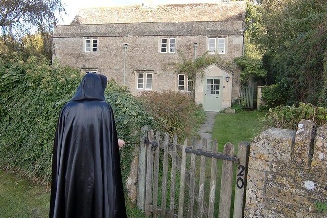 Harry Potter Tour of England by Black Taxi Tour from London - How much walking and waiting should you expect?