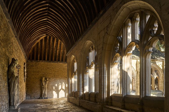 Harry Potter Walking Tour of Oxford Including New College - Clarendon Building and old ideas about magic