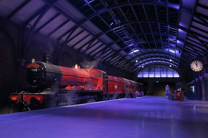 Harry Potter Warner Bros. Studio Tour with Transport from London - Platform 9 ¾ and the Hogwarts Express