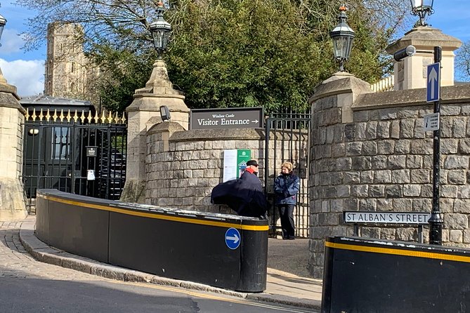 Heathrow Airport Arrival To London Via Windsor Castle - Who should choose this private Windsor arrival?