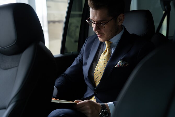 Heathrow Airport Private Transfers To Central London - From Heathrow arrivals to Central London