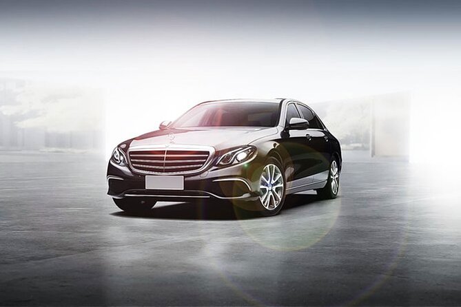 Heathrow Airport to Birmingham private taxi transfers - Vehicle choices for groups of up to eight