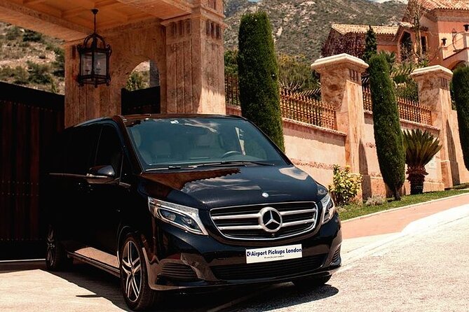Heathrow Airport to Brighton private taxi transfers - Meet and greet at Heathrow