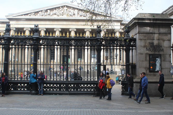 Heathrow Airport to Central London Private Round Trip Transfer - What this Heathrow transfer actually provides
