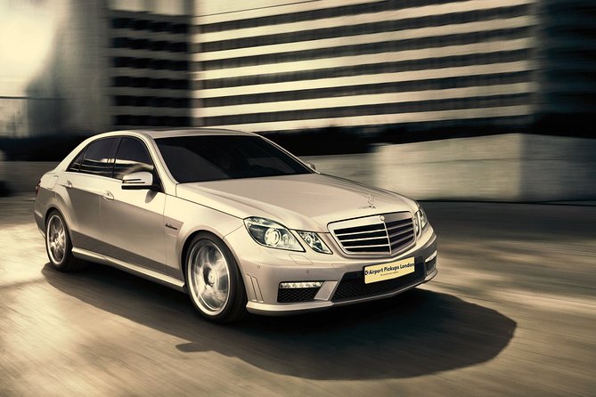 Heathrow Airport to Central London Private Transfers - Finding your driver at Heathrow Terminal 2 or 3
