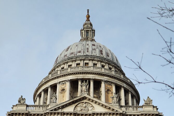 Hidden Gems Tour of the City of London - Guildhall and the civic heart of the City