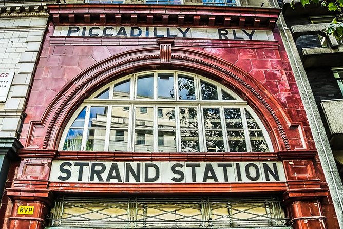 Hidden London Walking Tour - The tour guides are a major part of the value