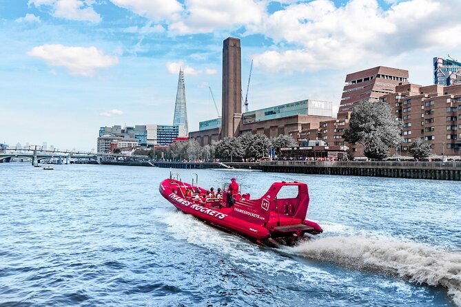 High-Speed Thames River Speedboat in London - The return to the London Eye