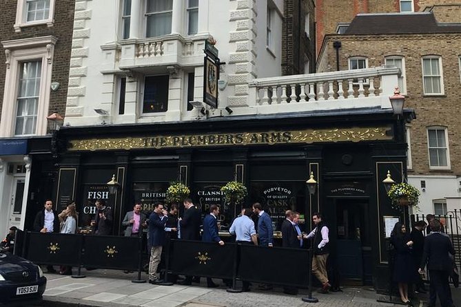 Historic London Pub Walk. A Walk Around Belgravia and Her Amazing Pubs - The Grenadier, a pub with a ghostly reputation