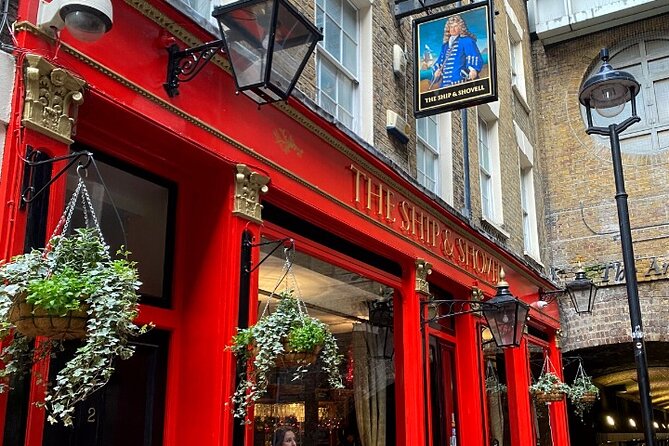 Historic Pub Walking Tour of London - Stop four: finishing near Covent Garden