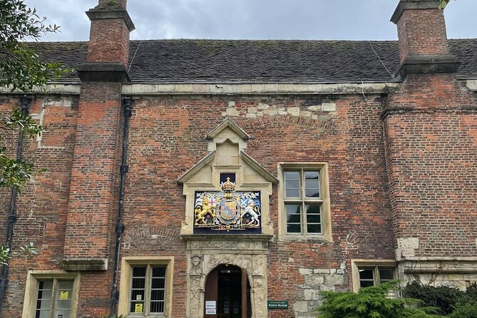 History and Hauntings Self Guided Walking Tour in York with App - Key points to know before you go