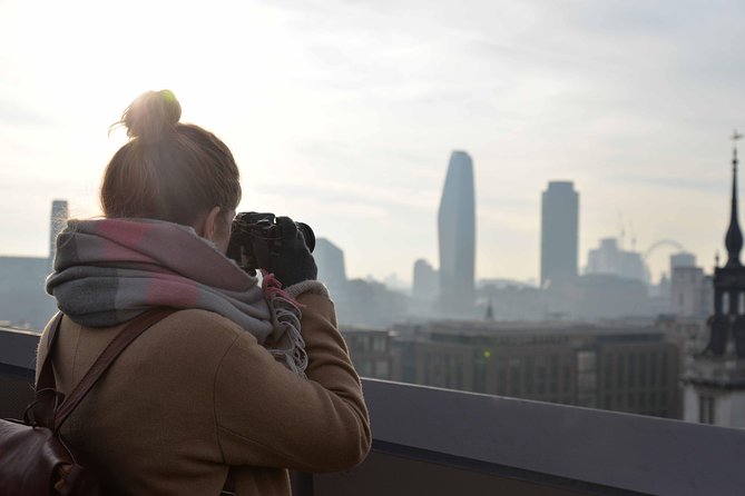 Iconic London Landmark Photography City Tour - Finding quieter angles near St Paul’s Cathedral