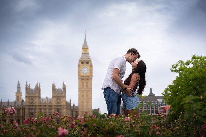 Iconic London Portraits Tour with Expert Local Photographer - Red telephone boxes and ordinary London streets