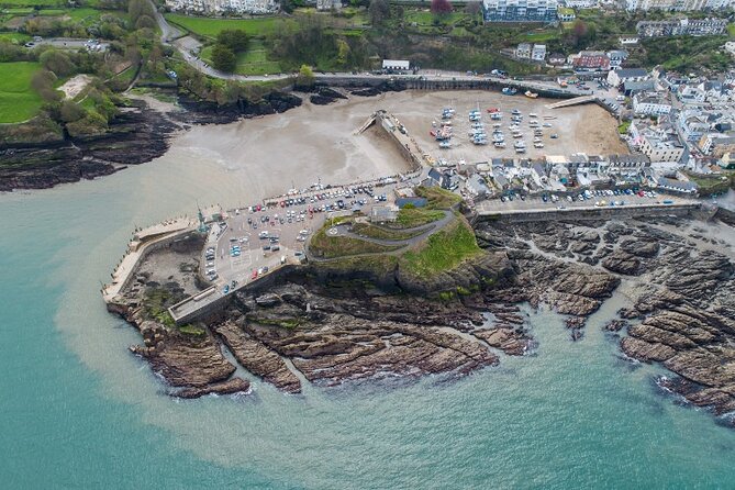 Ilfracombe Harbour: Ghost Tour - The George & Dragon’s mysterious lady