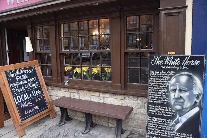 Inspector Morse, Lewis and Endeavour Oxford Walking Tour - The White Horse Pub and the everyday Morse world