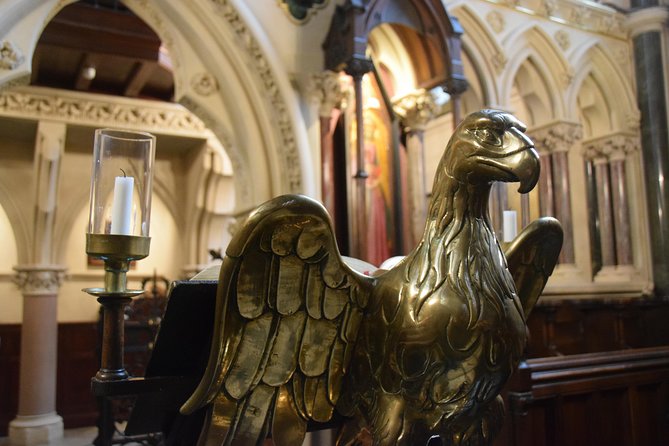 Inspector Morse, Lewis and Endeavour Oxford Walking Tour - The Randolph Hotel and the polished side of Oxford
