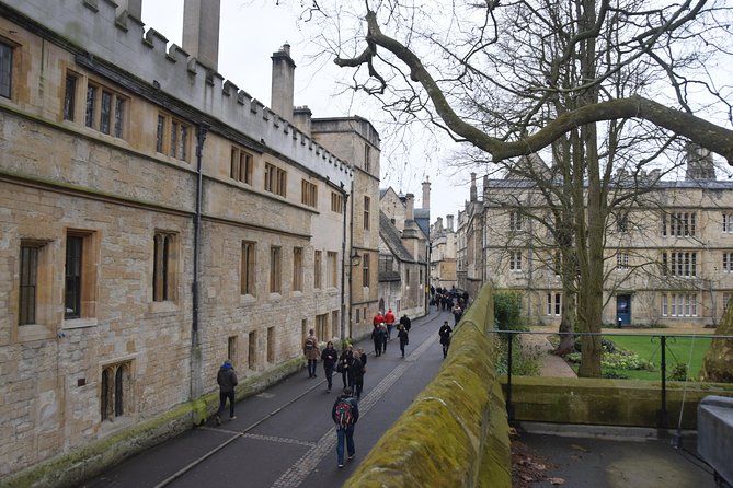 Inspector Morse, Lewis and Endeavour Oxford Walking Tour - Group size, ear pieces, and hearing the commentary