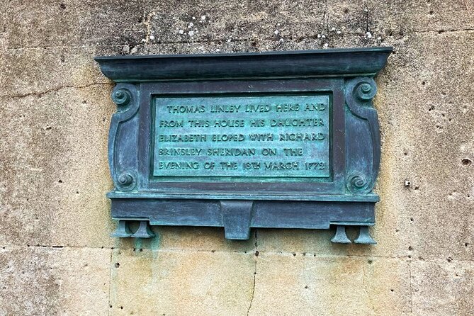 Interactive Treasure Hunt Experience of Bath's Secrets - Timing, walking, and the real price
