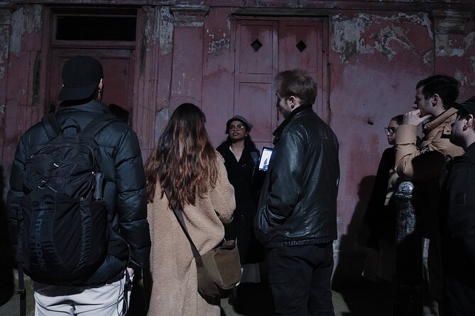 Jack the Ripper: Night Murder Mystery Walking Tour in London - Starting at St Marys Whitechapel Church Memorial