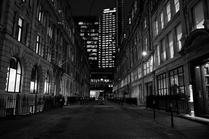 Jack the Ripper Tour and Underground Prison - The Viaduct Tavern, underground stop, and £4 allowance