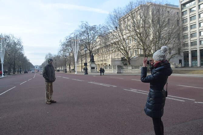 James Bond Film Location Walking Tour in London - The Mall, royal ceremony, and real espionage