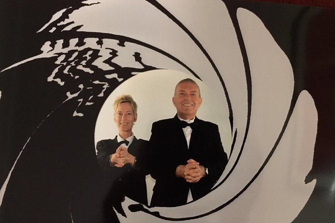 James Bond Filming Locations: Private Black Cab Tour in London - Key points at a glance