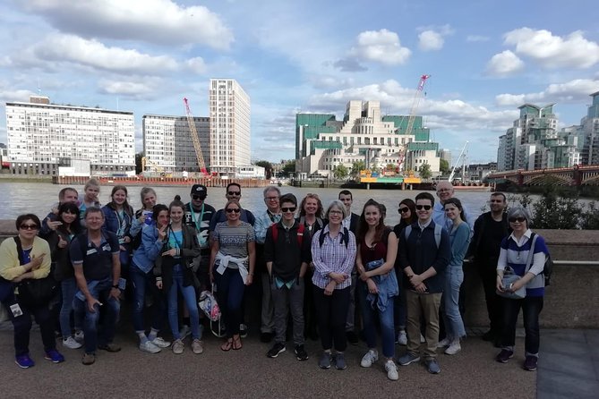 James Bond Small Group Mini Coach Tour of London - Who will enjoy this most?