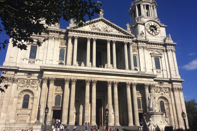 John Wesley Methodist Private Walking Tour Of London - Threadneedle Street and Wesley’s marriage