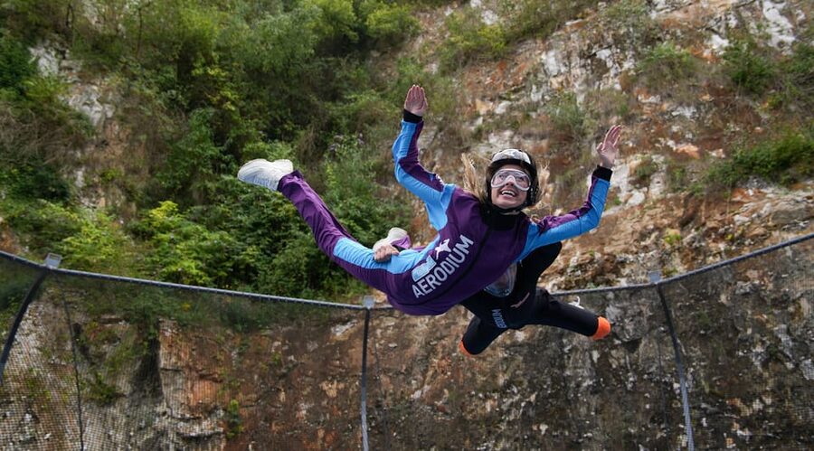 Kent: Outdoor Aeroduim Skydiving Experience - The safety video and hand signals