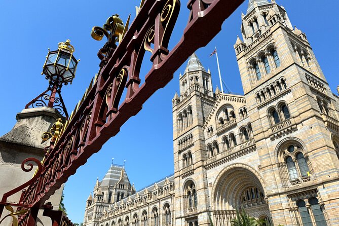Kid-Friendly Natural History Museum & Dinosaurs Private Guided Tour in London - Meeting on Exhibition Road and entering with less waiting