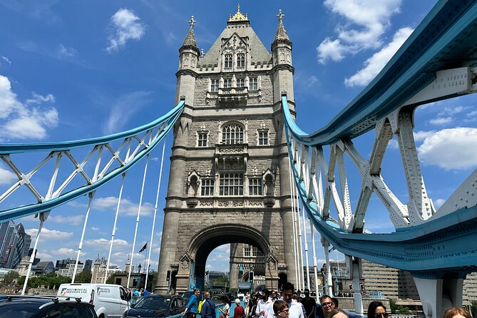 Kid-Friendly Tour: Tower of London and Tower Bridge Entry - The Royal Menagerie adds an unusual family angle
