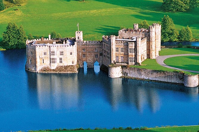 Leeds Castle Canterbury and Dover Private Tour from London - Leaving London for Kent’s castle country