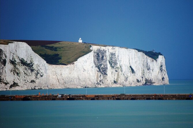 Leeds Castle, Canterbury Cathedral and Cliffs of Dover Day Trip - Who should book this experience?